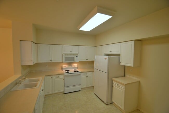 Photo - 3bd/2ba Bothell Condo Unidad 2204