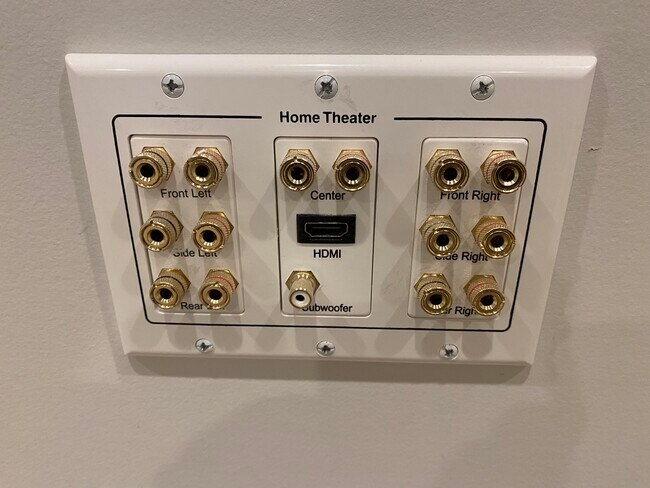 Photo - 217 Crofton Ct