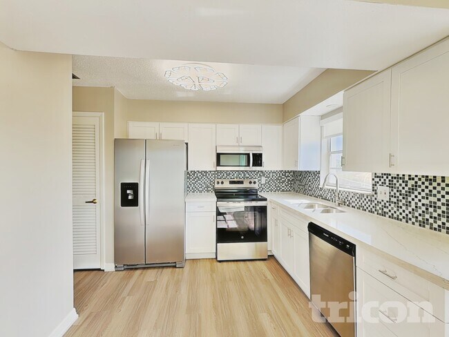 Photo - 6387 Otis Rd