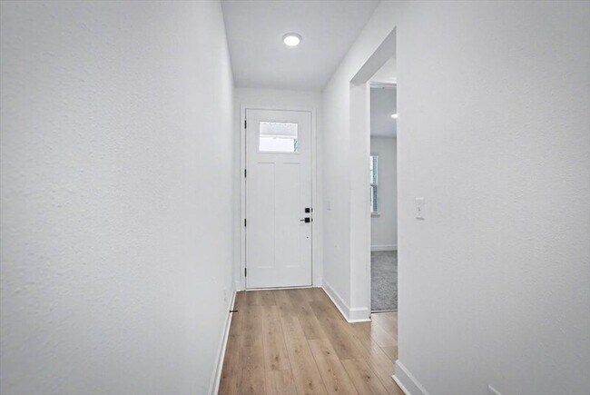 Photo - 3415 Auvenshine Wy