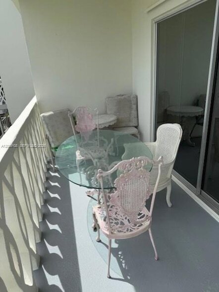 Photo - 450 Golden Isles Dr Unit 2G