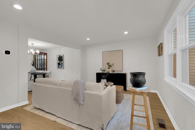 3046 Talking Rock Dr