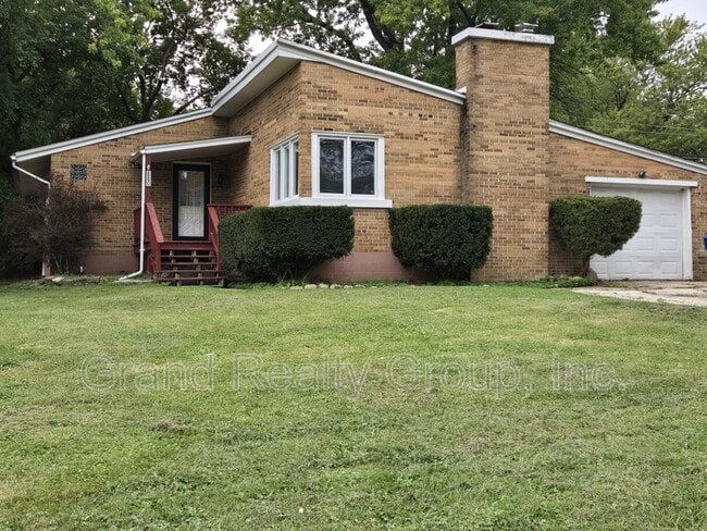 Building Photo - 880 Ferndale St