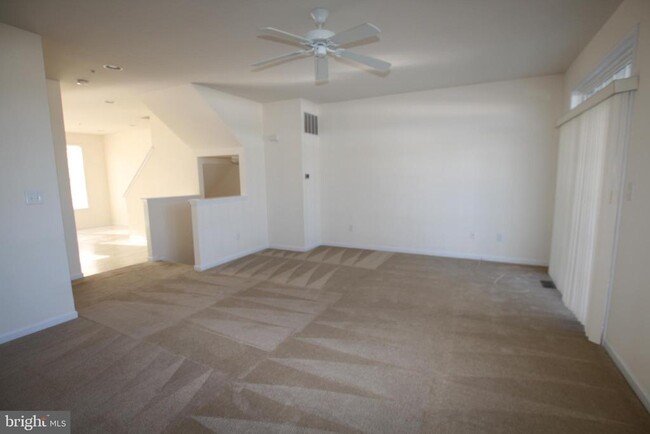 Photo - 35385 Winthrop Ct Townhome