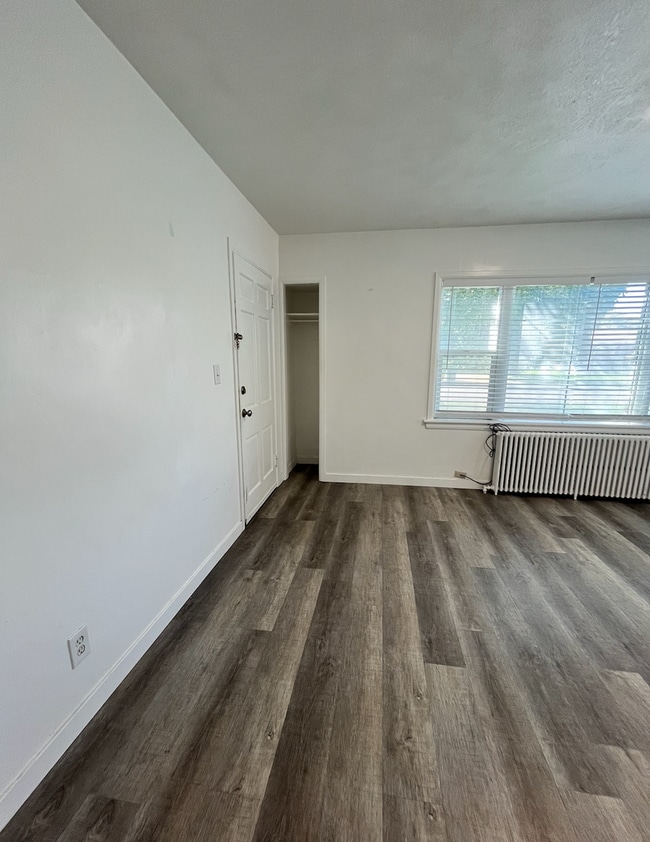 Photo - 1 Bed/1 Bath close to BYU Unit #3