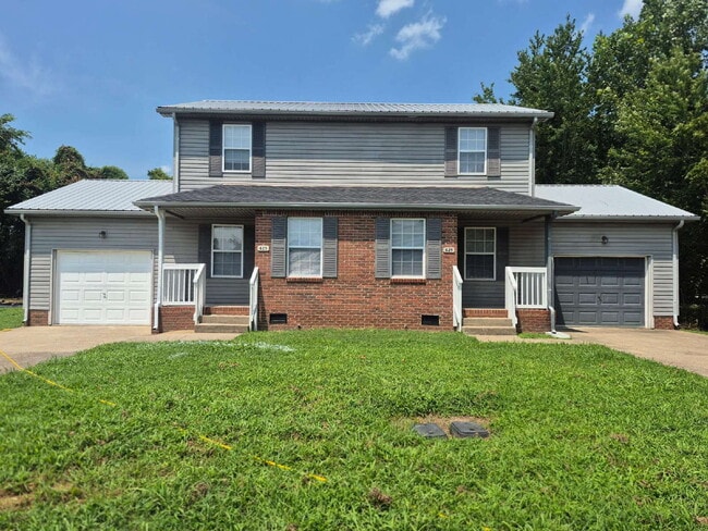 Building Photo - 829 Decoy Ct