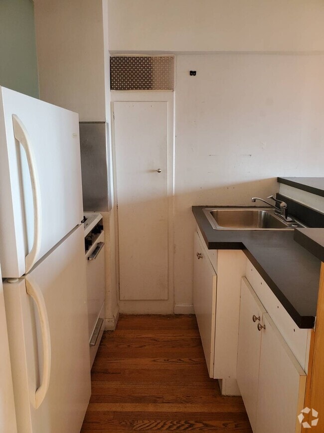 Building Photo - 50-15-50-39 39th St Unit 6B Rental