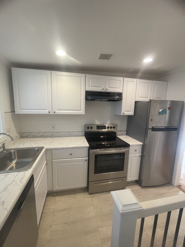 Photo - 822 Warburton Ln (Fort Washington, MD)