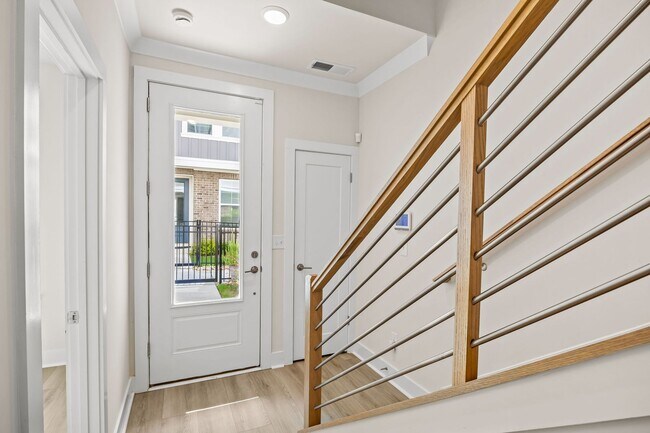 Photo - 3213 Zenith Ln
