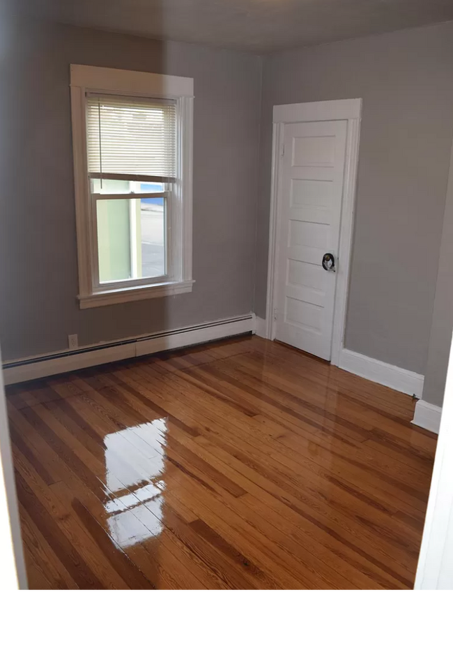 Photo - 179 Grand Ave