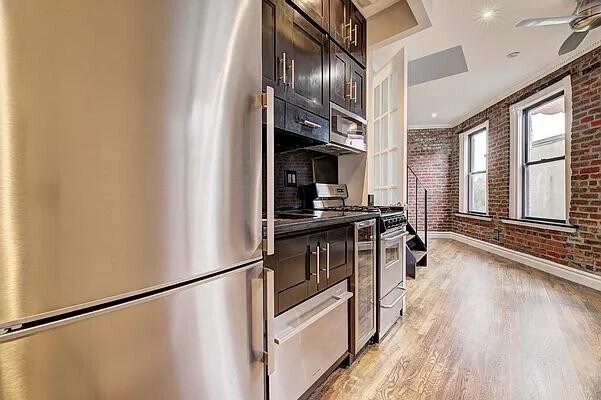 Photo - 410 E 13th St Unit 6D