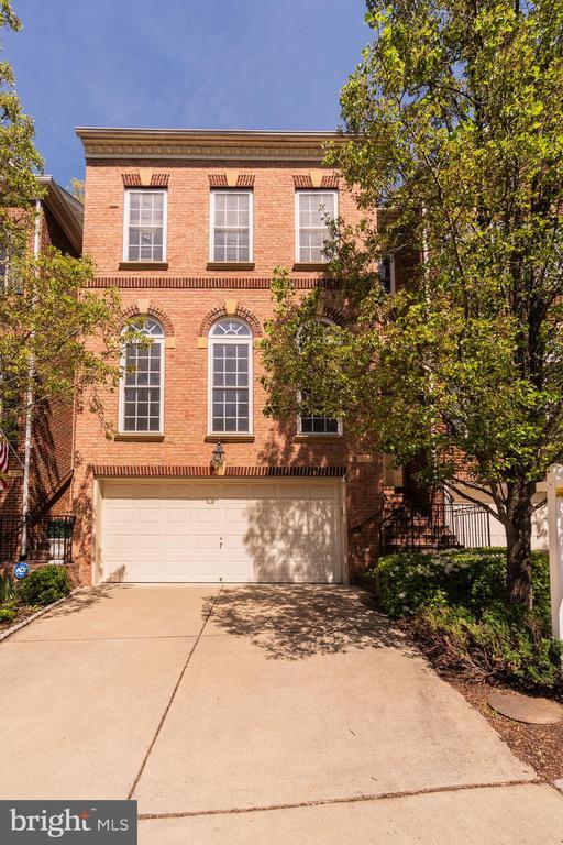 Photo - 9209 Point Replete Dr Townhome