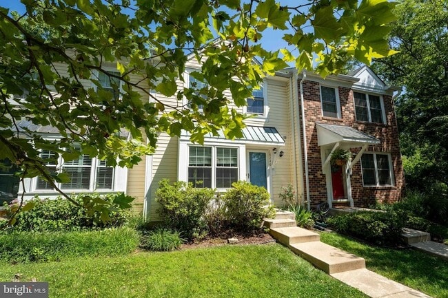 Photo - 18246 Fox Chase Cir