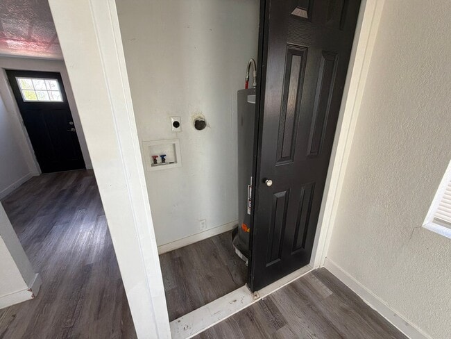 Photo - 817 1st St Unidad A