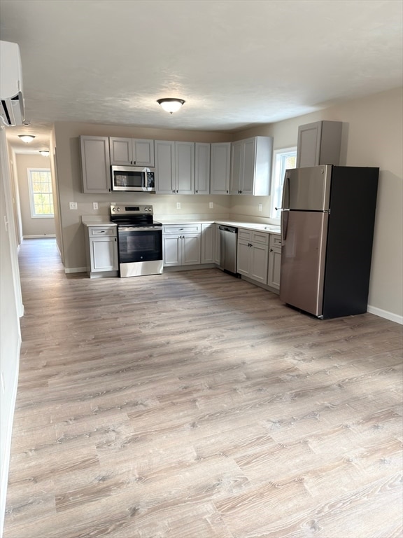 Building Photo - 50 Chapel St Unit 2