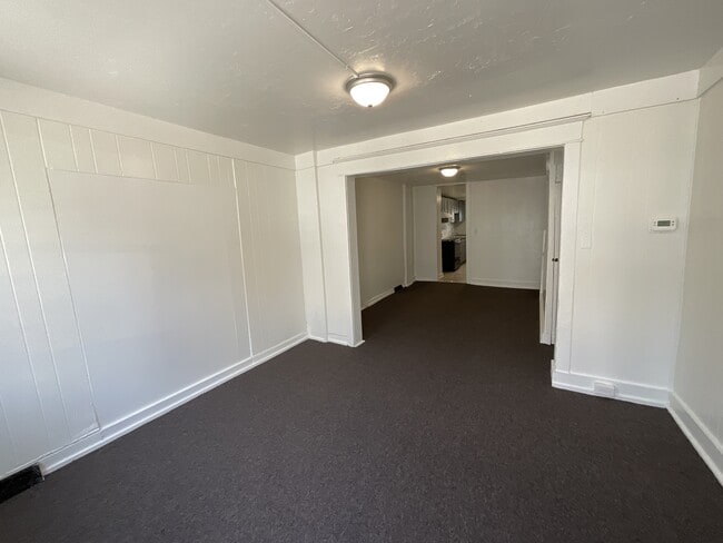 Photo - 443 S Duke St