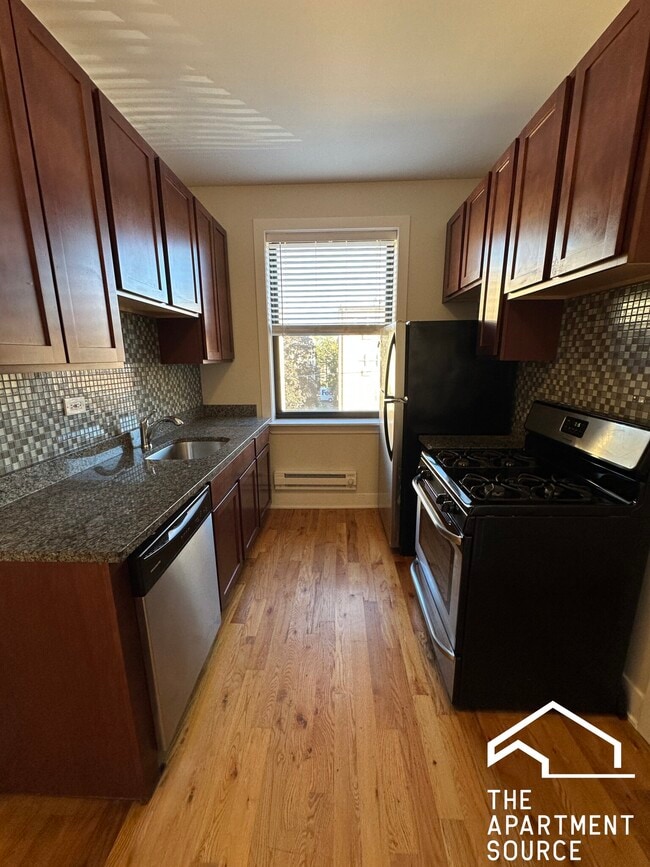Photo - 1317 Oak Ave Unit G3