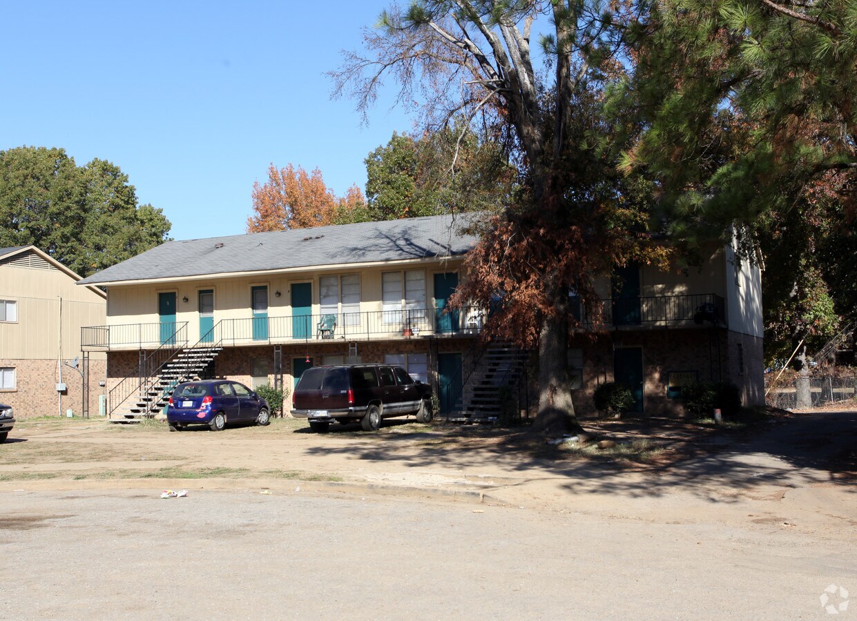 Photo - Festival Square Apartments