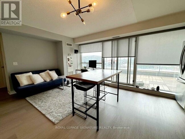 Photo - 100 Western Battery Rd Unit 605