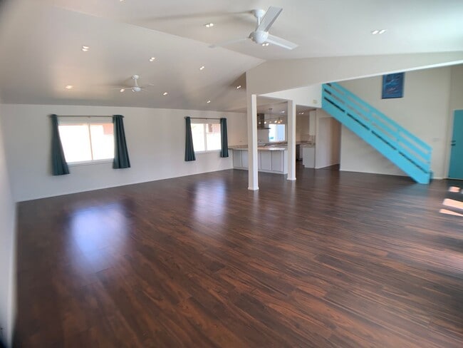 Photo - Mililani  - Rare 4 bedroom with upgraded kitchen/bathroom & large living/dining room