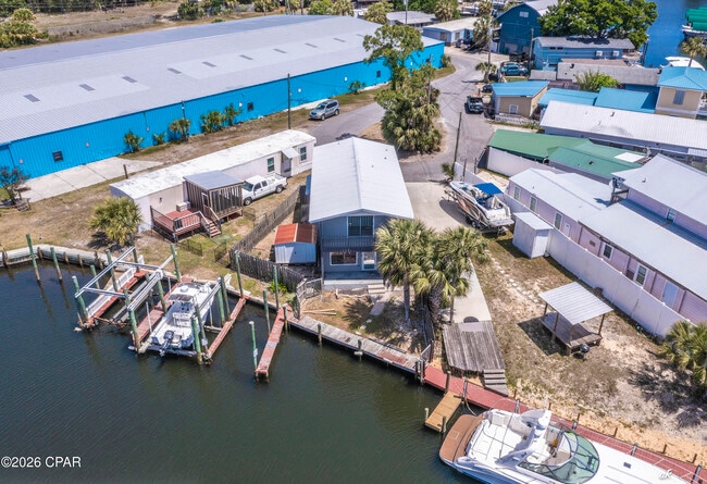 Photo - 929 Marina Dr