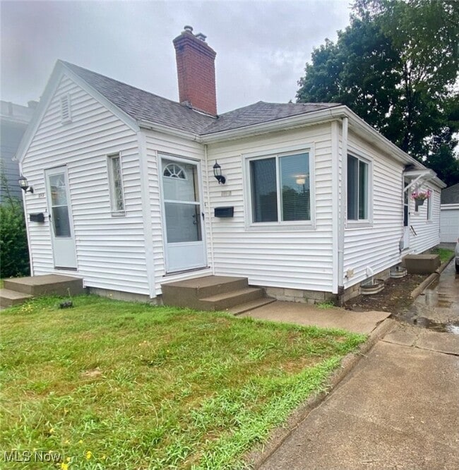 Building Photo - 1093 N Main St Rental