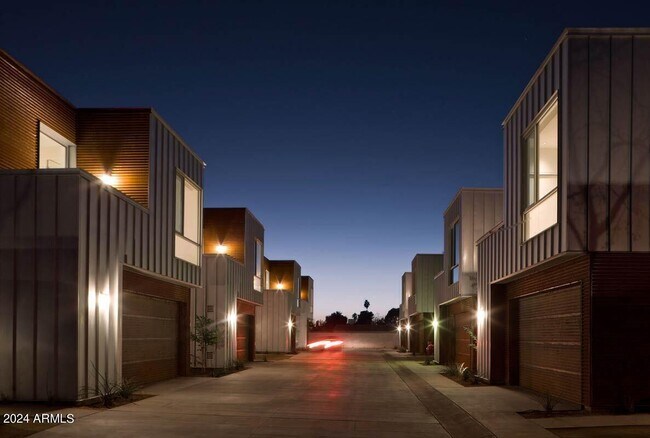 Photo - 5564 N 12th St Casa
