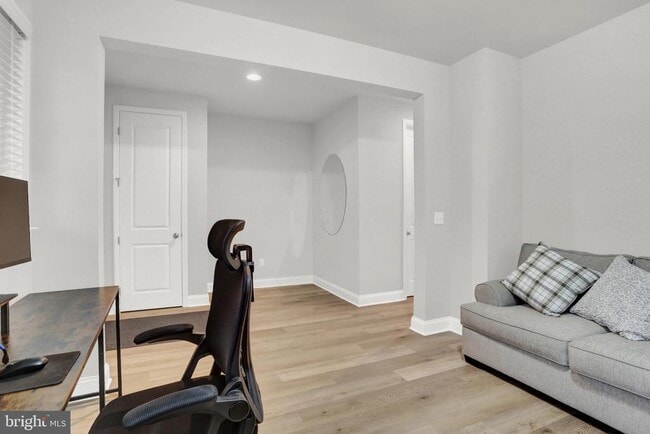 Photo - 3113 Bullfinch Ln
