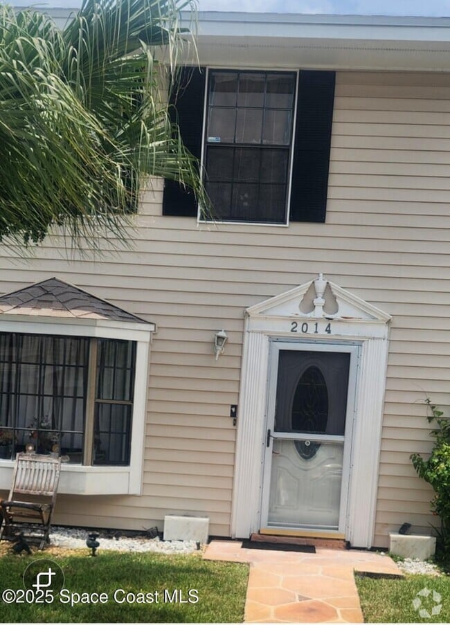 Building Photo - 2014 Manor Dr NE Rental