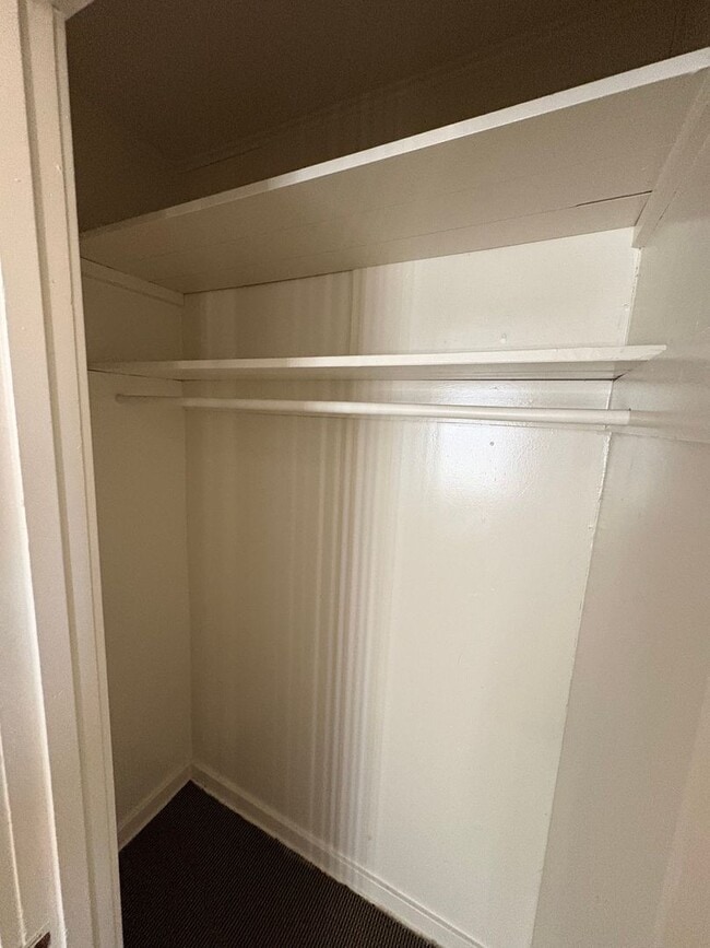 Photo - Cozy Hanford Home Available Now!