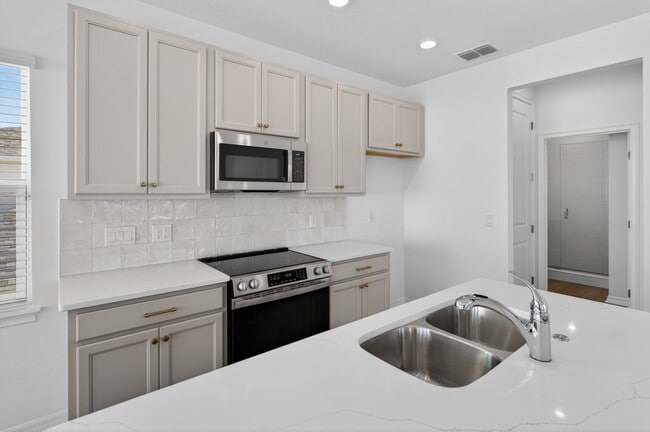 Photo - 2926 Sailhouse Dr
