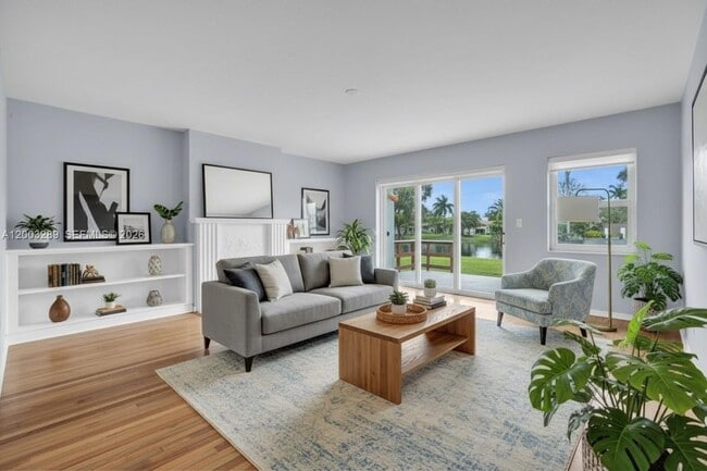 Photo - 392 Payne Dr