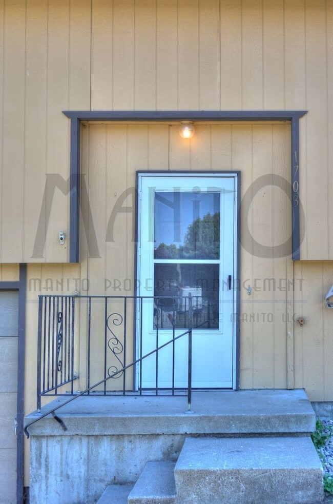 Photo - **COMING SOON** Clean & Spacious Spokane Valley Duplex