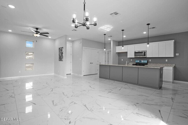 Photo - 11492 Summer Dr