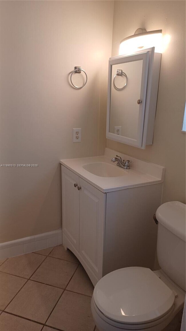 Photo - 2015 N 31st Ave