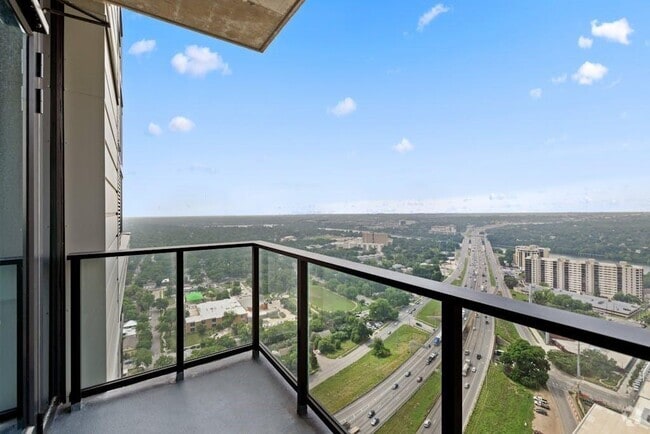 Building Photo - 84 East Ave Unit 3307 Rental