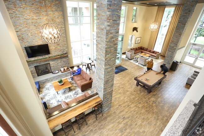 Photo - University Flats