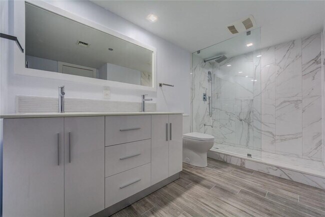 Photo - 625 Oaks Dr Unit 1007