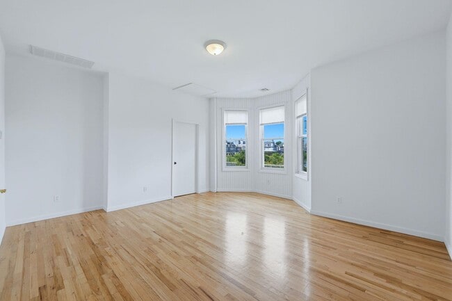 Photo - 211 20th St Unidad A