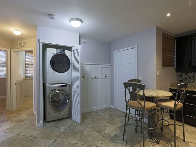 Photo - Bellasol 4191-514 Unit 4191 Bellasol Circle, 514