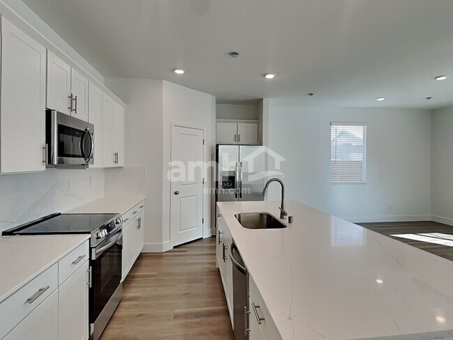 Photo - 8359 Flagpole Loop Ave