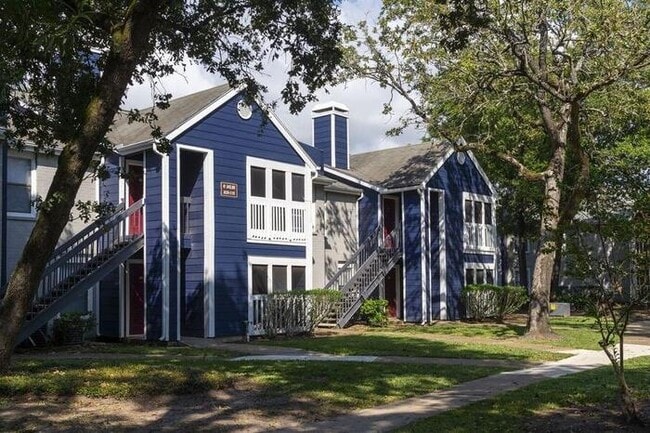 Photo - 3300 Rollingbrook Dr Unidad c2