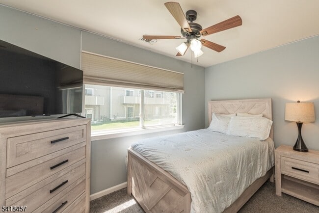 Photo - 127 Falcon Ridge Way N Unit 127