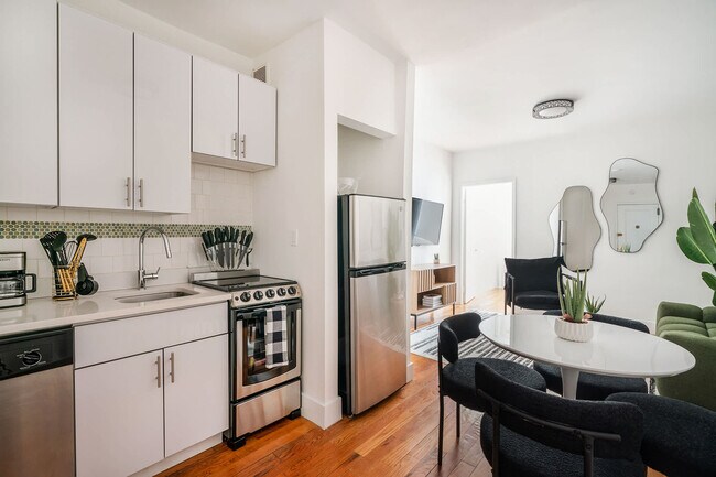 444 W 48th St Unit SI ID1047354P