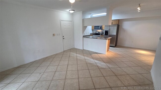 6505 Emerald Dunes Dr Unidad 302