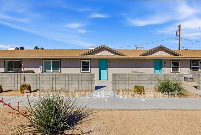 Building Photo - 840 E Turney Ave