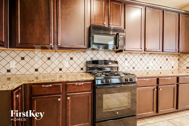 Photo - 15726 W Chamfer Way