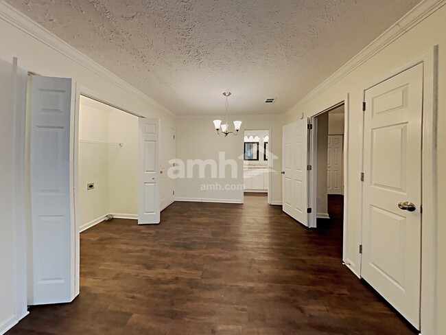 Photo - 1325 Georgetown Dr