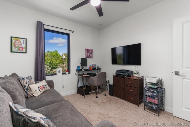 Photo - 527 NW 17th St
