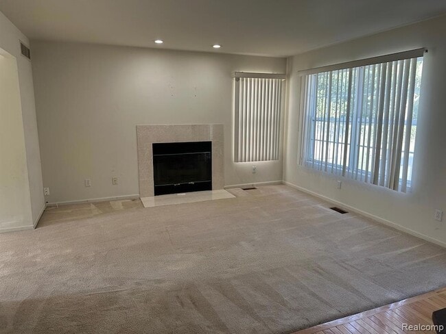 Photo - 1251 Otter Ave